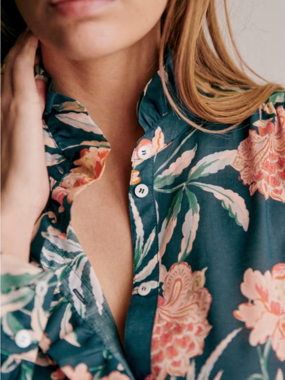 Sezane Chlo Shirt (size 42) - Picture 2 of 9